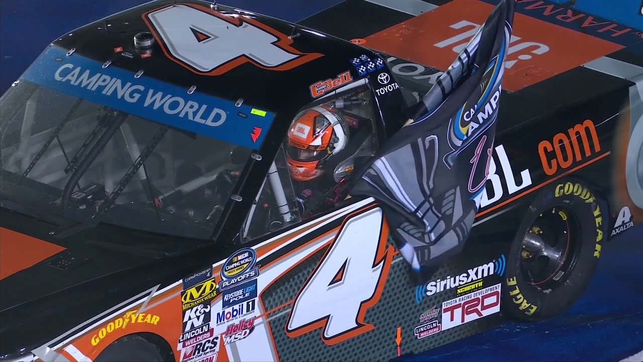 Christopher Bell, Chase Briscoe have dueling burnouts at Miami