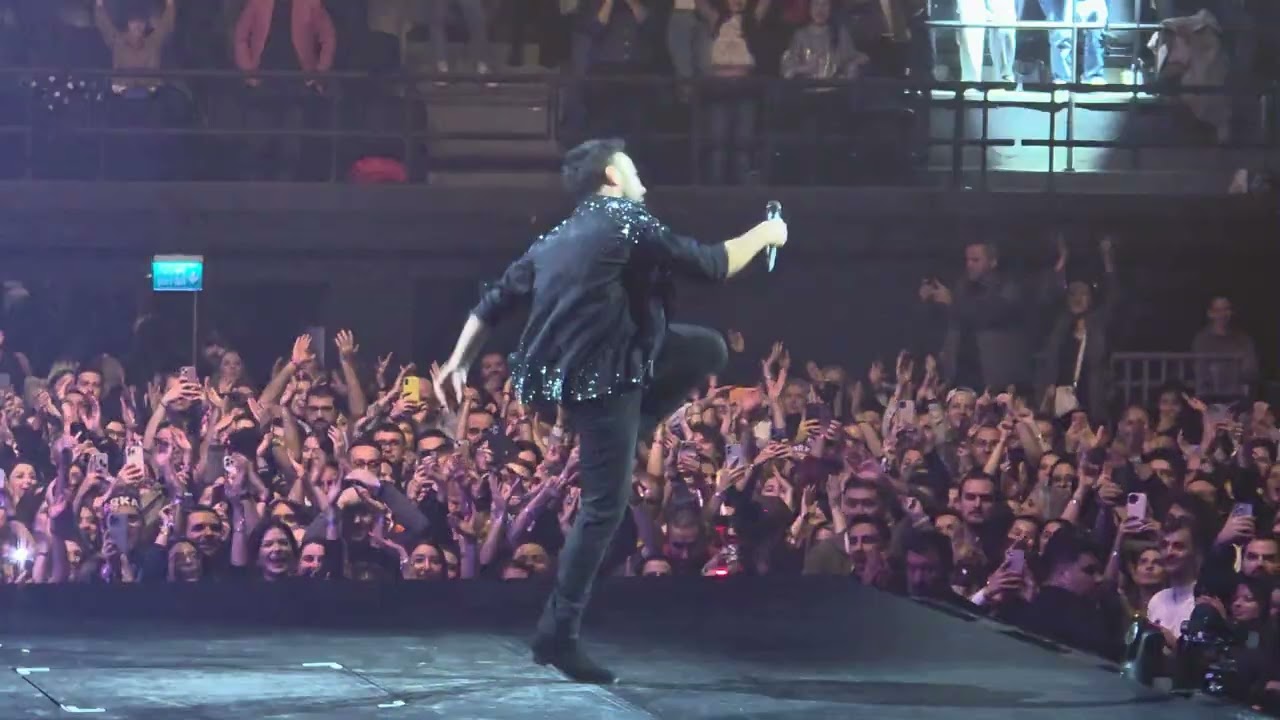 TARKAN VW Arena   Biss Sen Başkasın