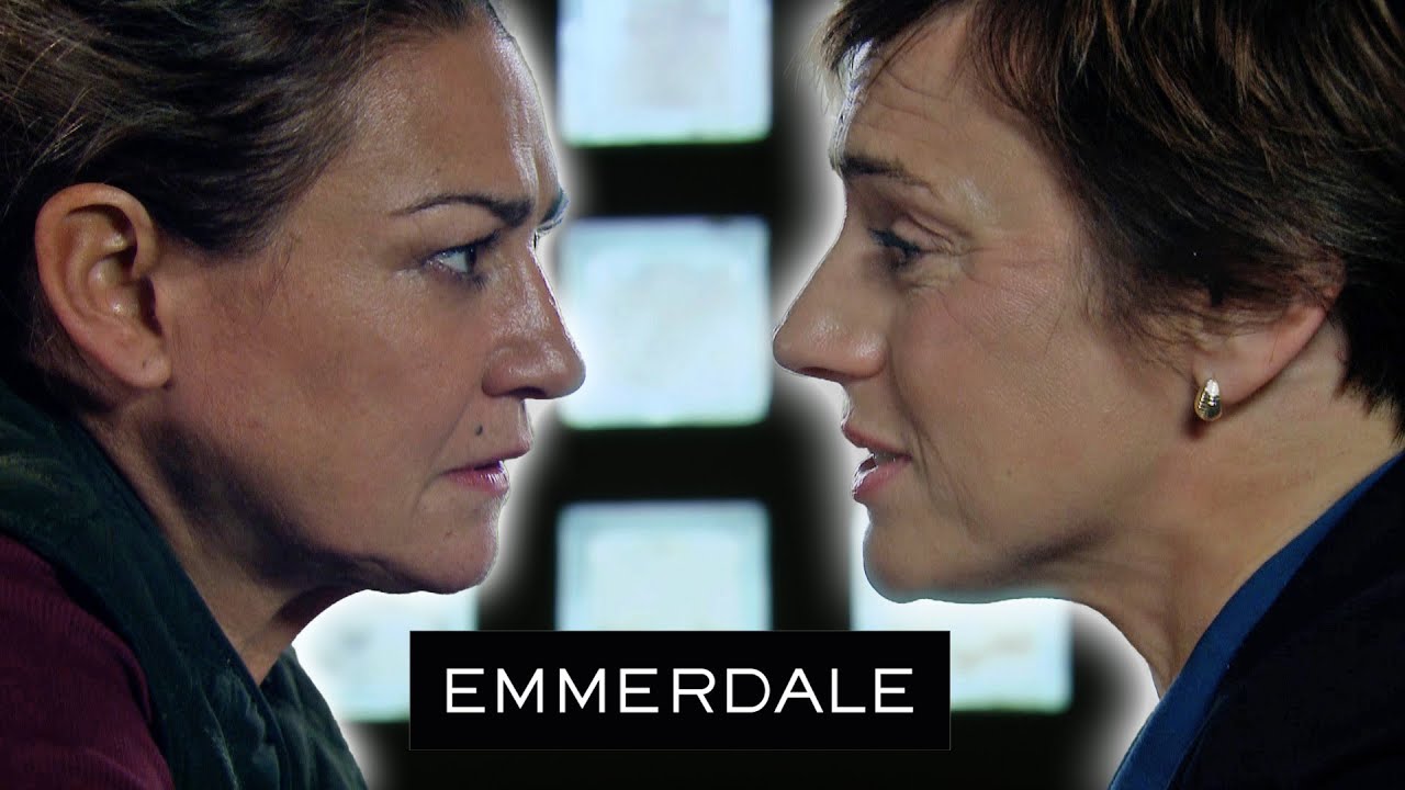 Moira Gets Arrested Because Of Robert | Emmerdale