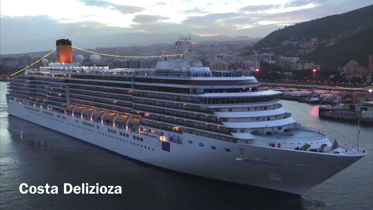 Costa fleet 2020 with horns (12 ships)