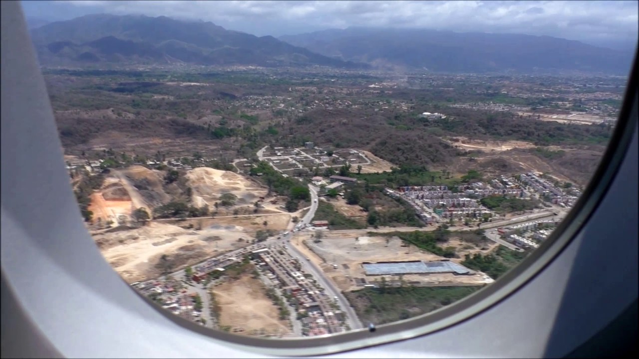 Landing in Puerto Vallarta 2017