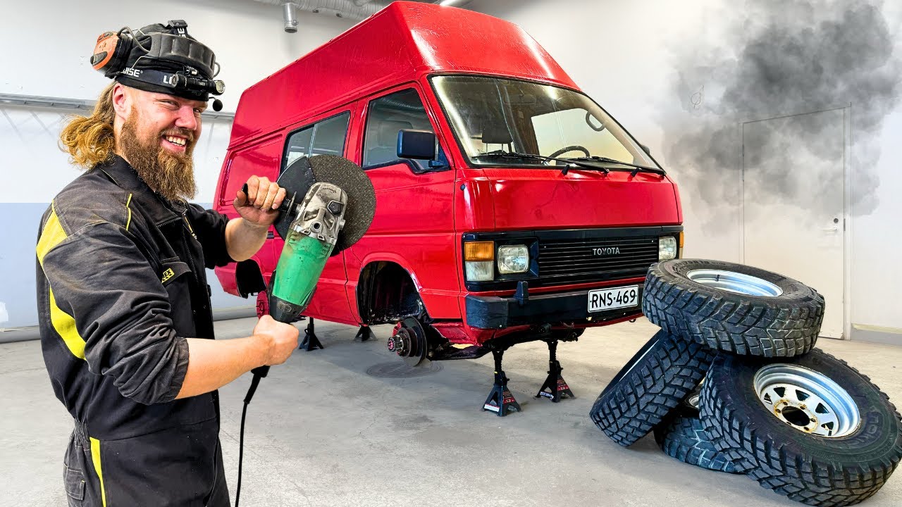 PILATAAN RETKI-HIACE MONSTERIRENKAIDEN TAKIA