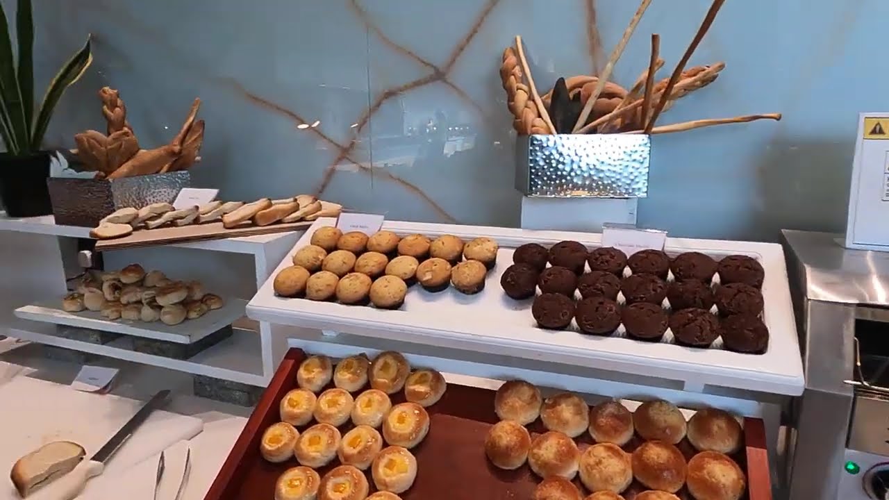Kandy myst by cinnamon breakfast buffet tour 