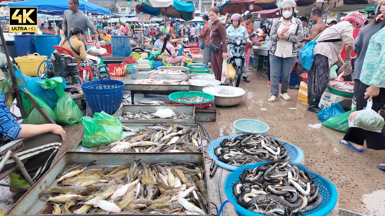 Phnom Penh Wet Market Tour 🇰🇭 | Fresh Seafood, Meat & Khmer Street Food