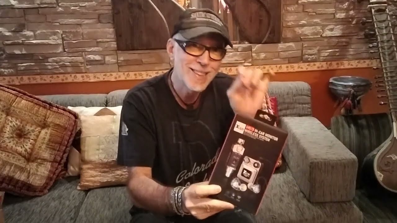 Unboxing XVive U45T9 InEar monitor system