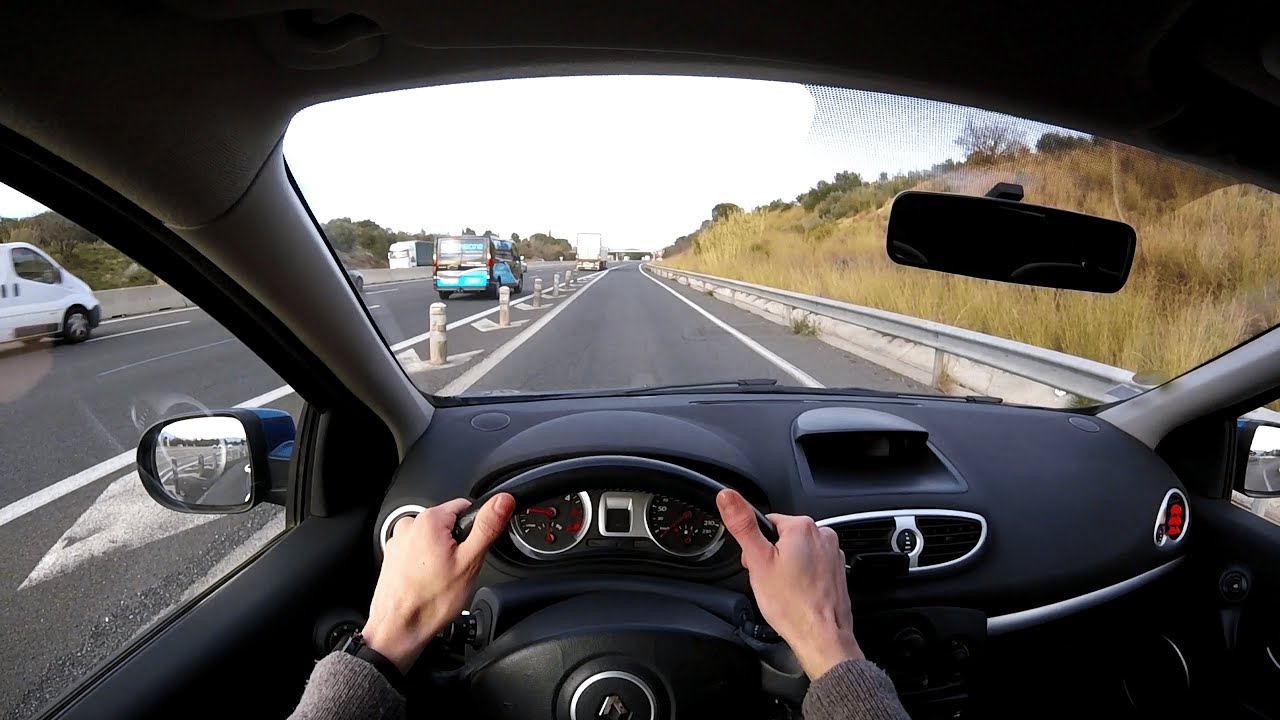 POV Renault Clio III 75HP - FRENCH HIGHWAY (angry cops 👮🚨)