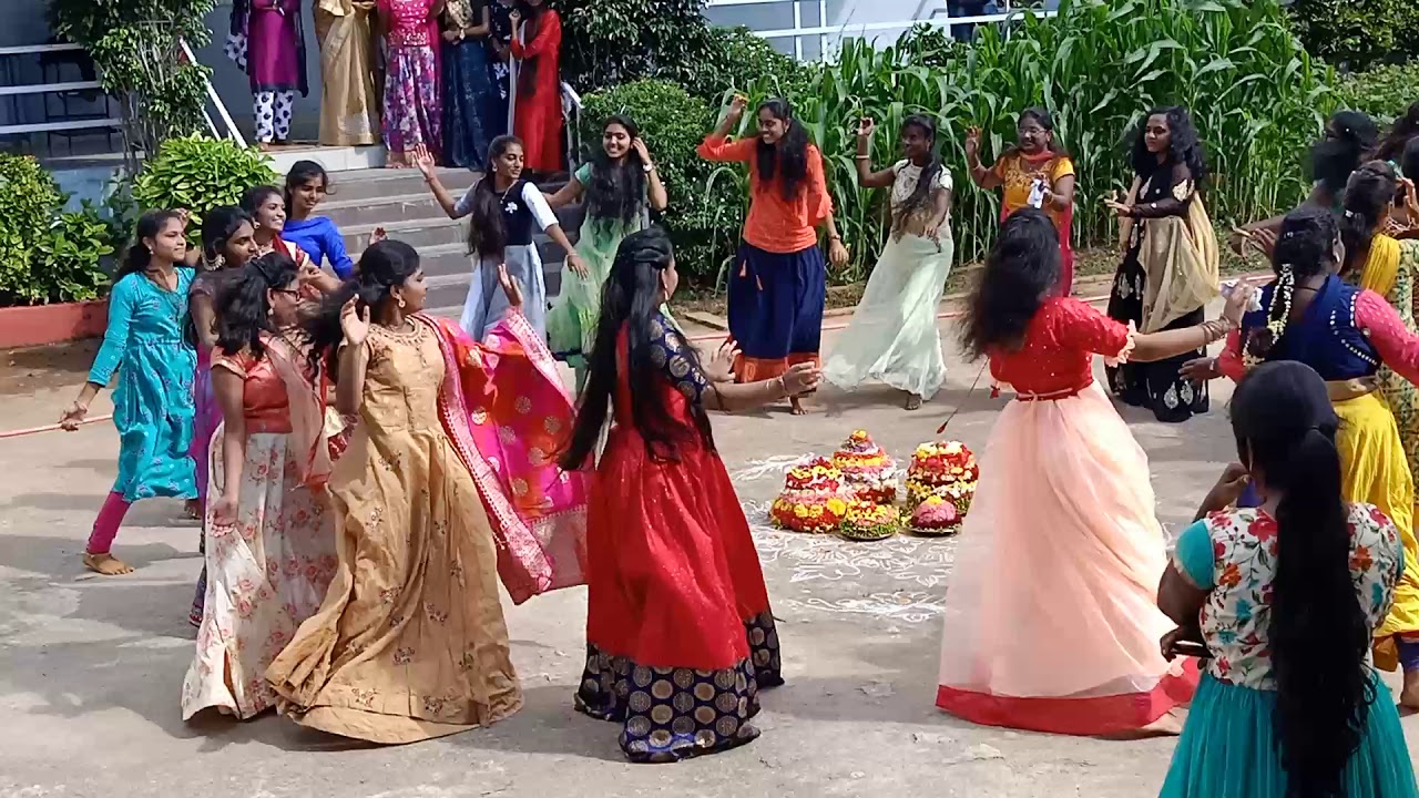 Bathukamma dance steps in Apollo warangal(2)