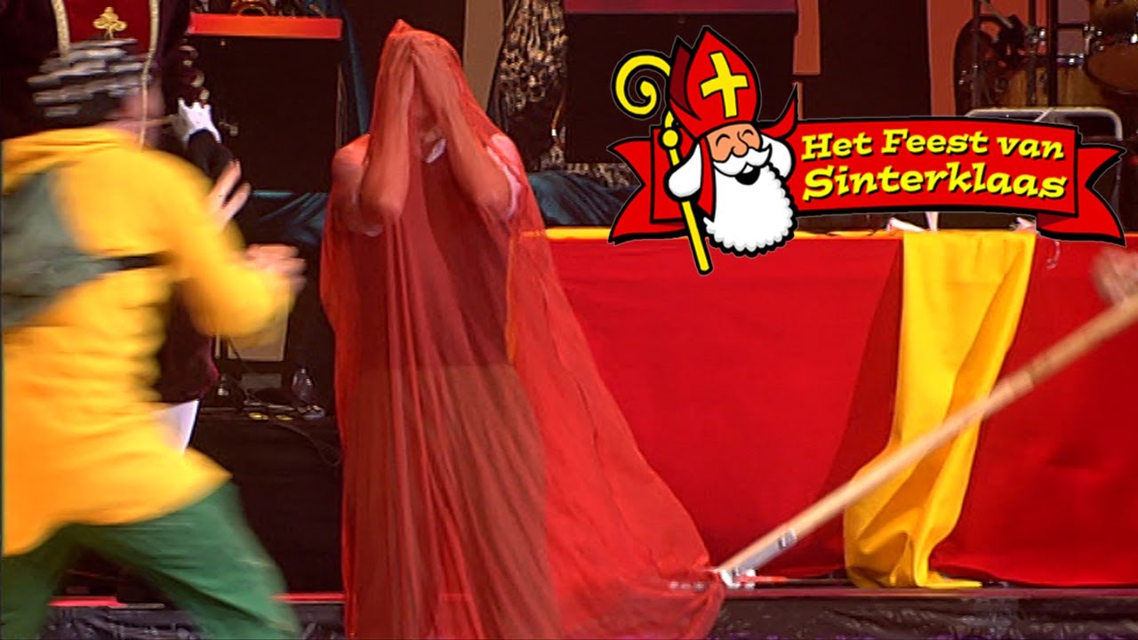 HET FEEST VAN SINTERKLAAS (2007) • VERHAALLIJN FELIX OP PODIUM • Onderdeel van verhaal De Club