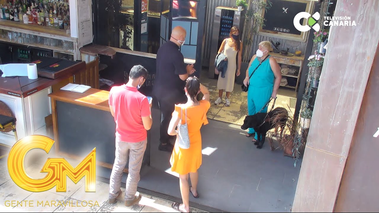 ''¡Tu perro guía no puede entrar aquí!'' - Gente Maravillosa Canarias Cámara Oculta Ceguera