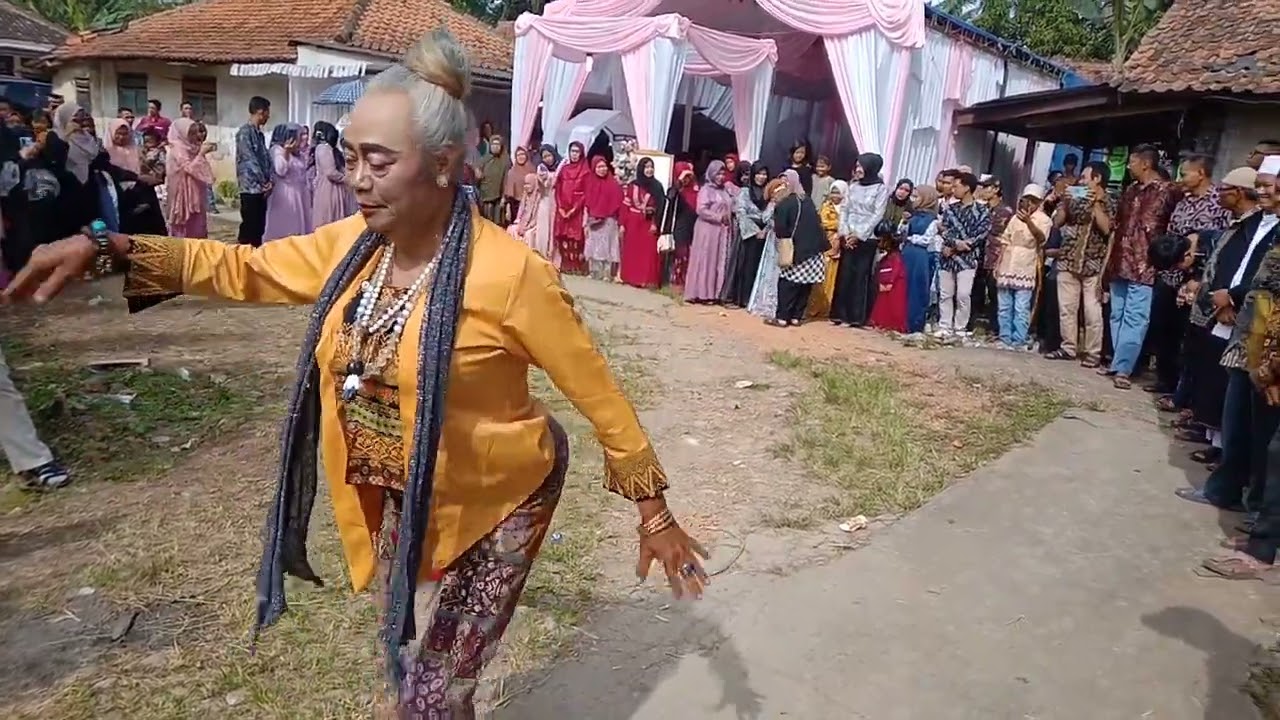 Lengser #Lengkong city  RIKA & REZA