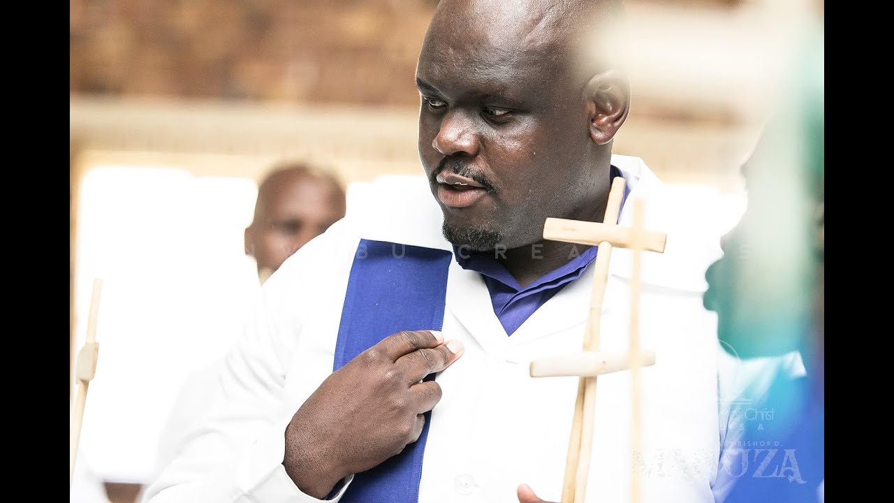 The Ark of Grace, Emkhunjini Womusa