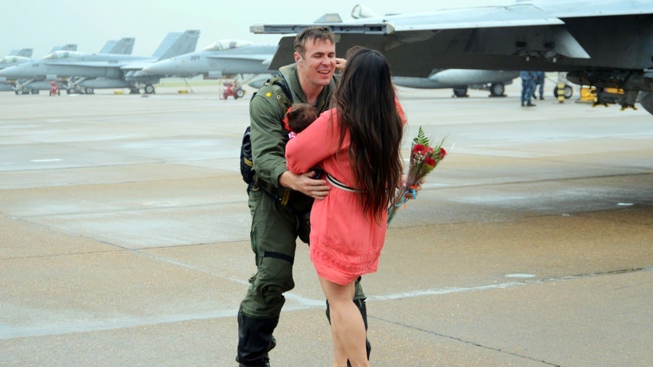 Military Homecoming - US Fighter Pilot Homecoming
