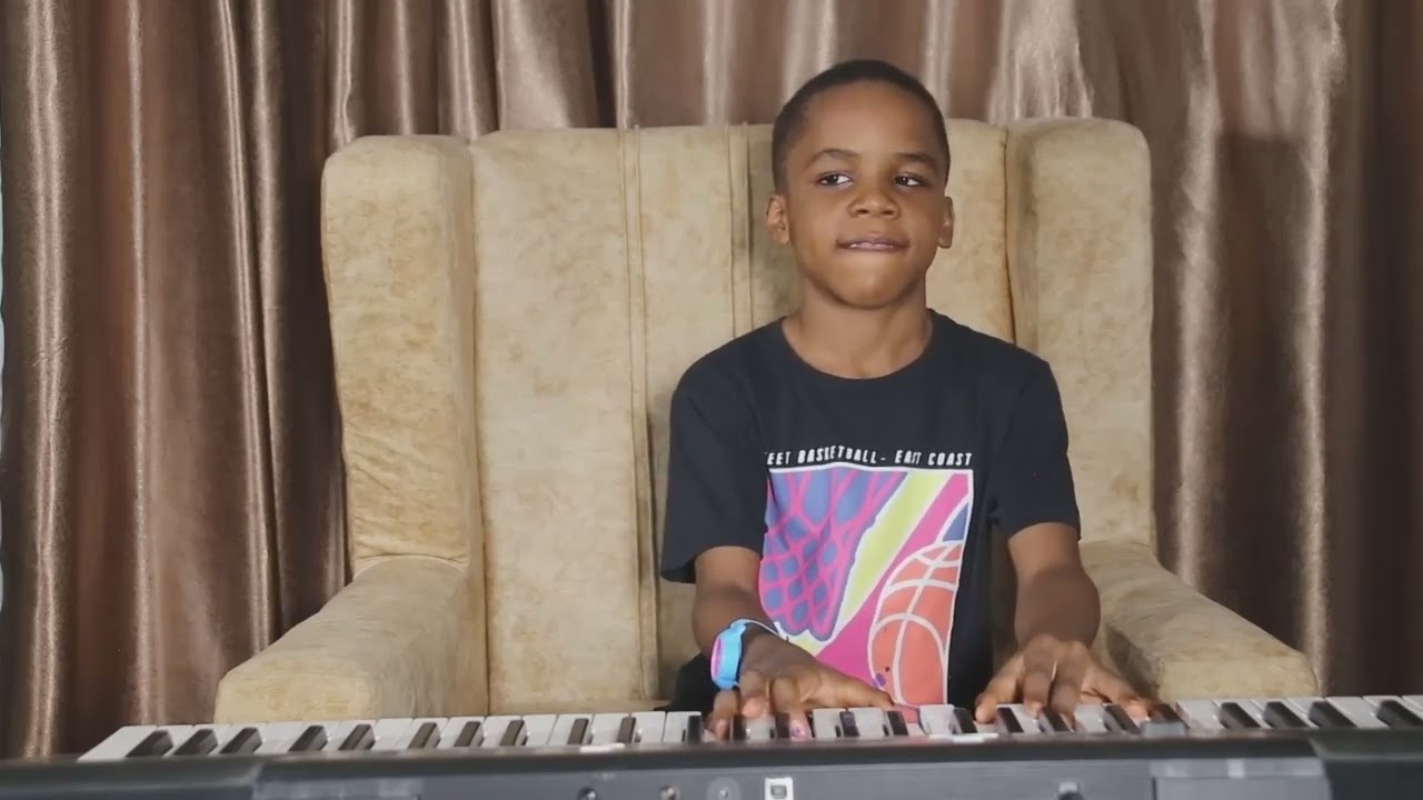 RECKLESS LOVE BY @BethelMusic . My Pst. @PastorBiodunTV  sang this song into my spirit.