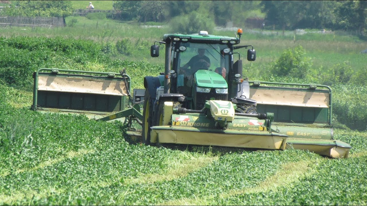 Sen&aacute;že 2019 / Sianokosy 2019 / John Deere 7230R / Krone BigX 700 / Case IH Magnum 290