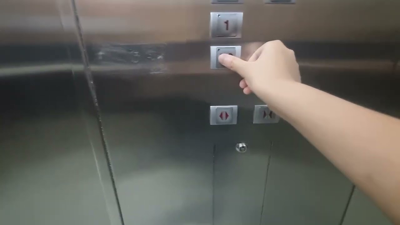 Point squert elevator sigma