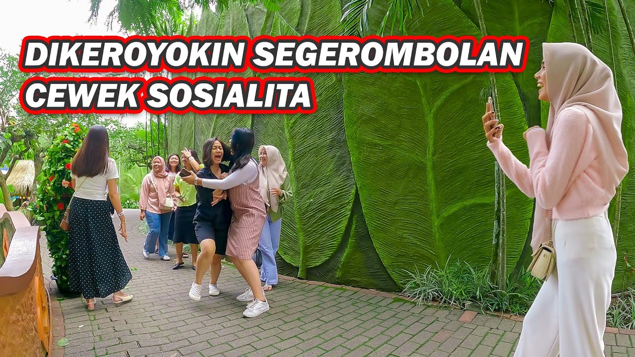 DIKEROYOK SEGEROMBOLAN CEWEK SOSIALITA, BUSHMAN PRANK