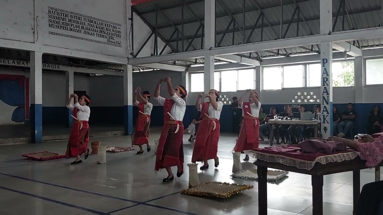 Tortor kreasi Panen  menyambut Hari Pesta Gotilon,tahun gerejawi,dan Hut ke 58 GKPl ,sek.3 Sdklang