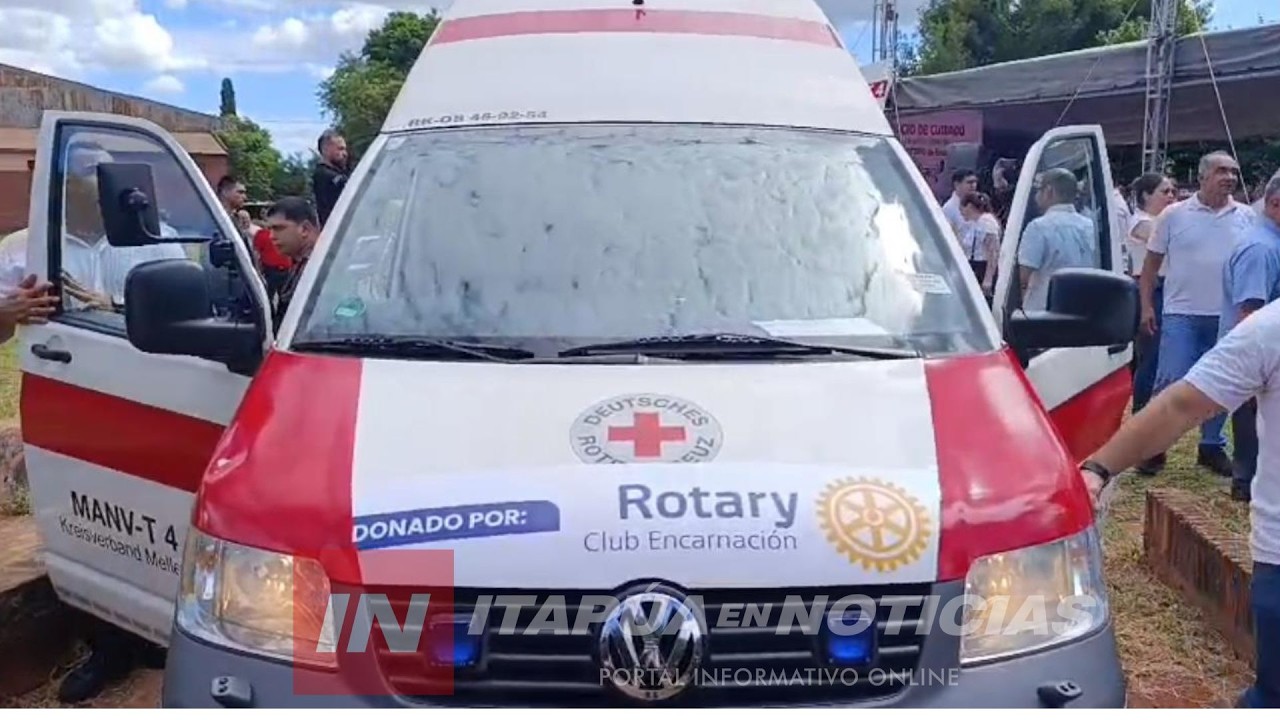 ROTARY CLUB ENTREGA AMBULANCIA EQUIPADA AL MINISTERIO DE SALUD