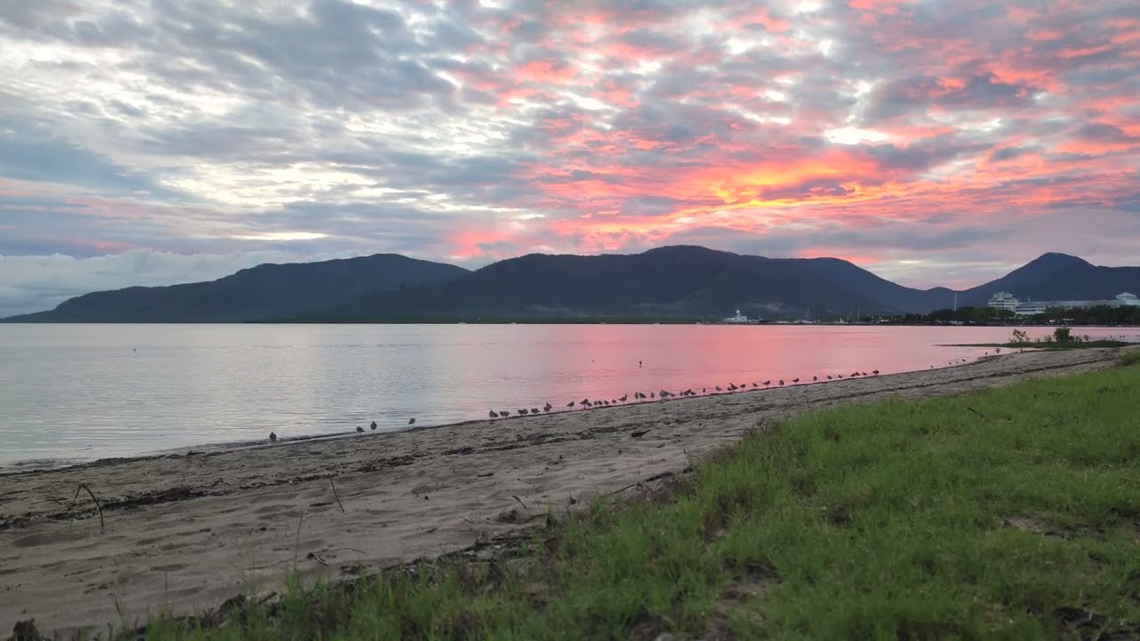 Esplanade Lagoon Australia - 4K relaxing ASMR video, Cairns, Queensland