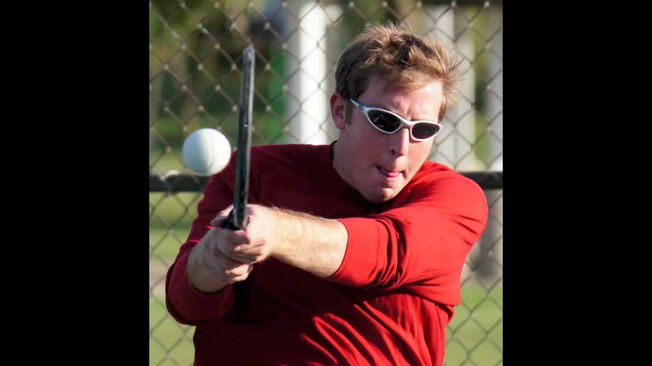Using the Sony A55 Digital SLR for tennis and rodeo