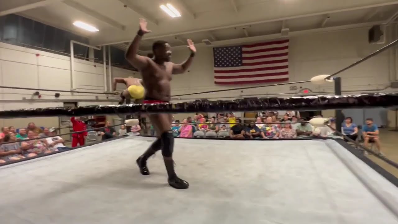 Johnny Smooth vs Chris  