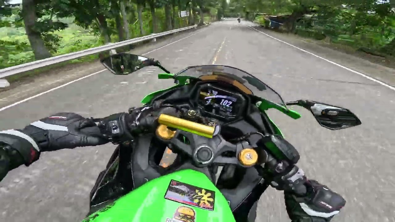 NInja ZX-4RR Chase Cams Syd on his KTM RC200