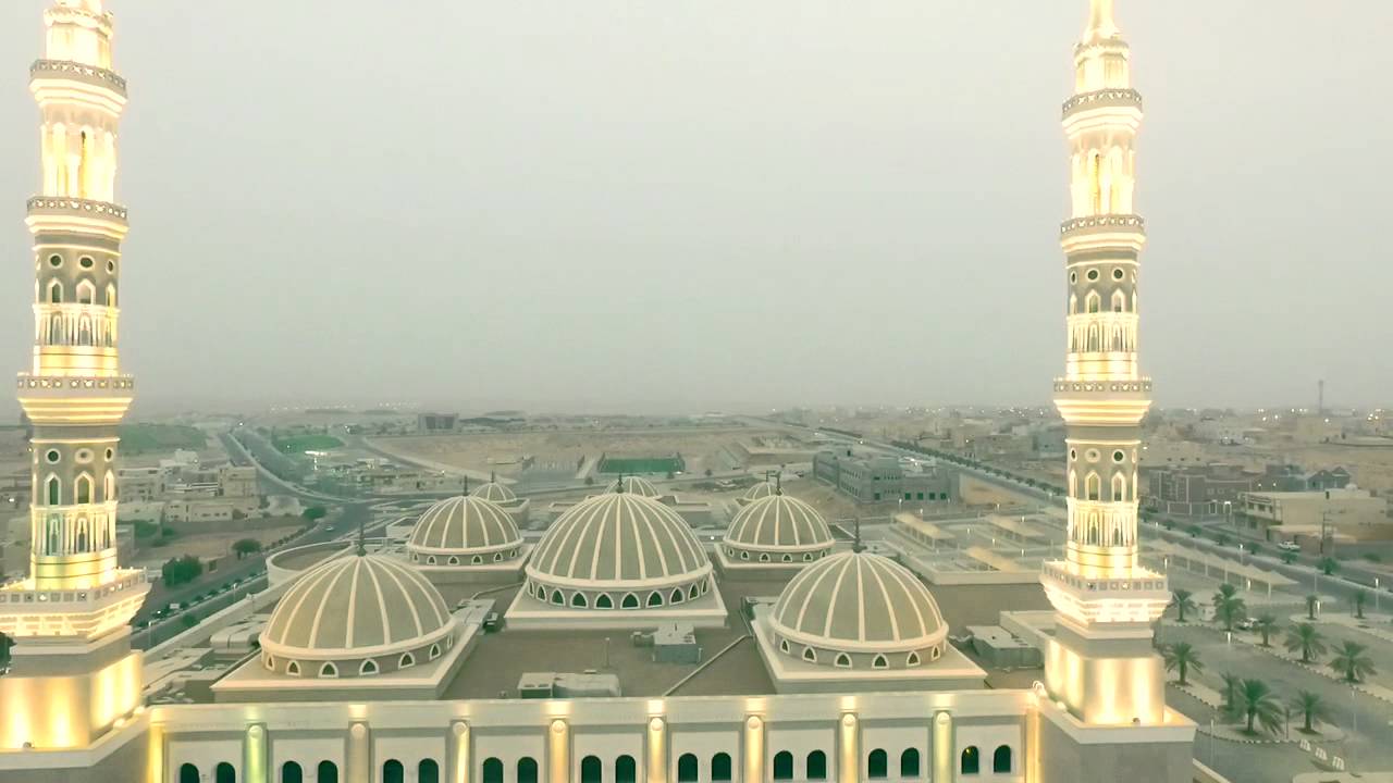 جامع الملك فهد بعيون الجواء