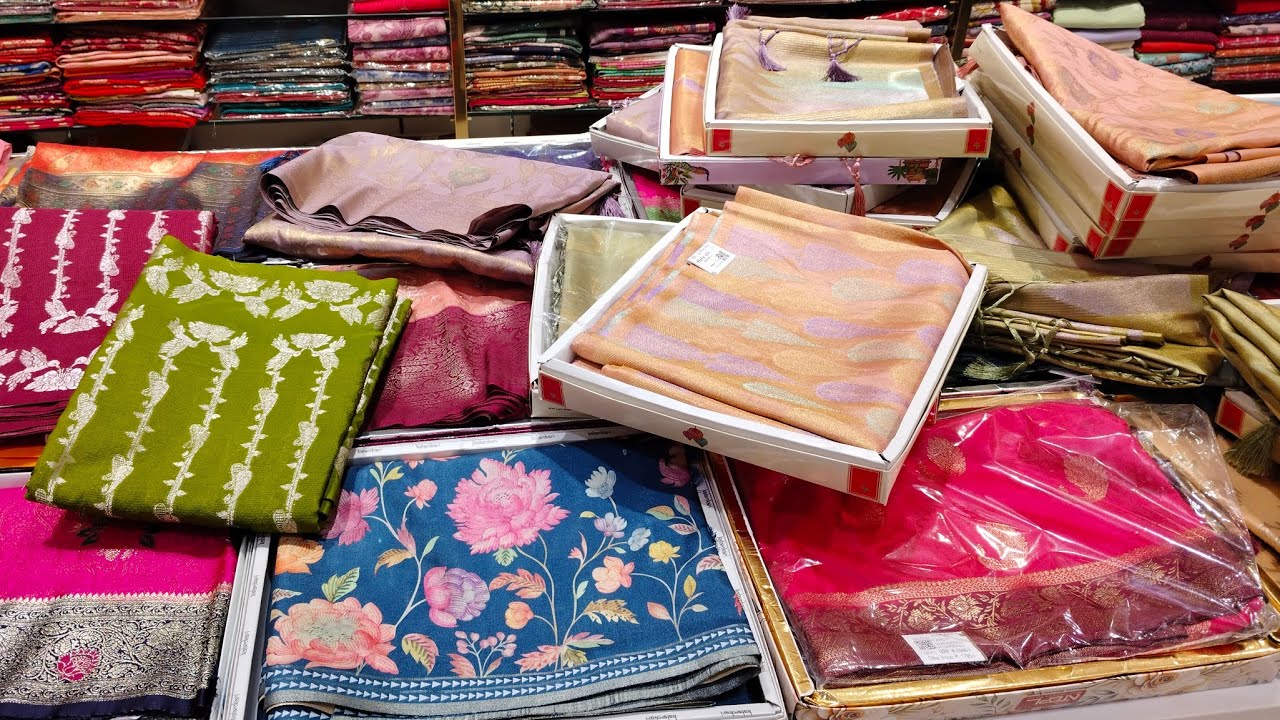South India Shopping mall లో వెడ్డింగ్ కలెక్షన్ ఆఫర్స్  #weddingcollection #newcollection #trending