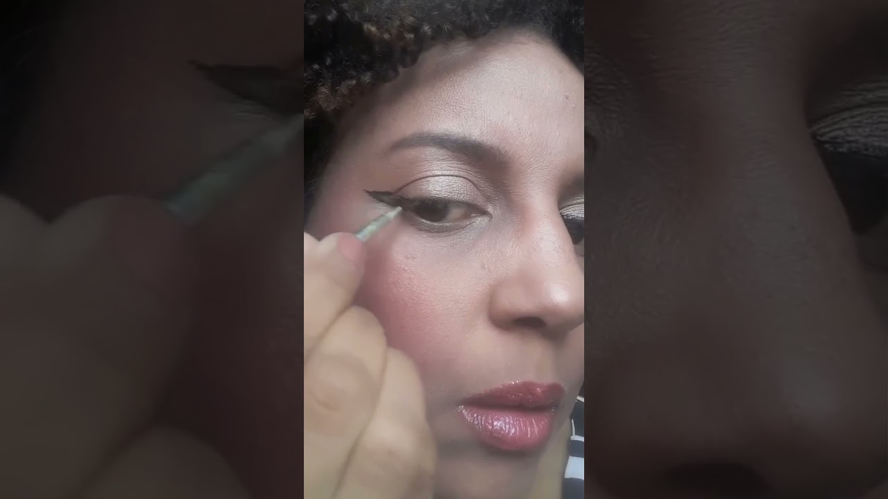 Tra&ccedil;e a linha na parte debaixo da P&aacute;lpebra e a outra abaixo da linha da P&aacute;lpebra. #makeup #truques