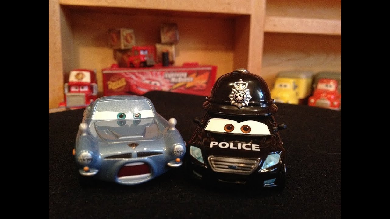 Mattel Disney Cars Doug Speedcheck & Palace Chaos Finn 2-Pack