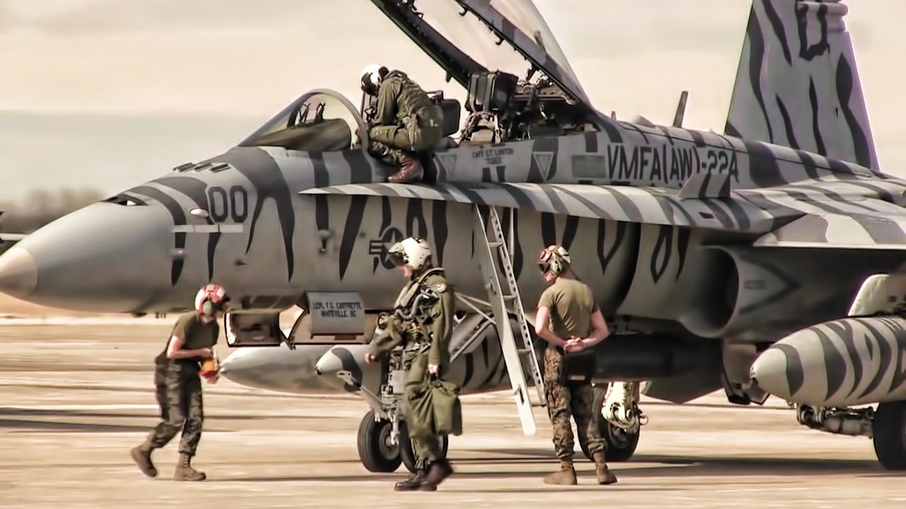 U.S. Marines F/A-18D Hornets • Jaded Thunder 17