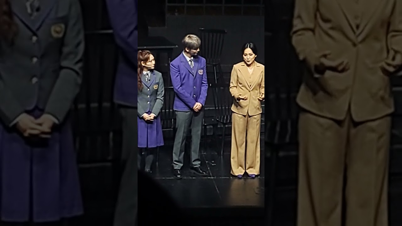 26.0308.14:00 타오르는 어둠속에서 무대인사 - 2
