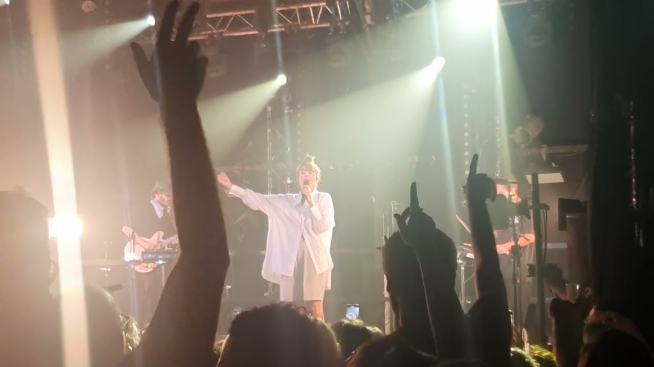 Noga Erez - Industry Baby live Barby Tel Aviv 4/9/22