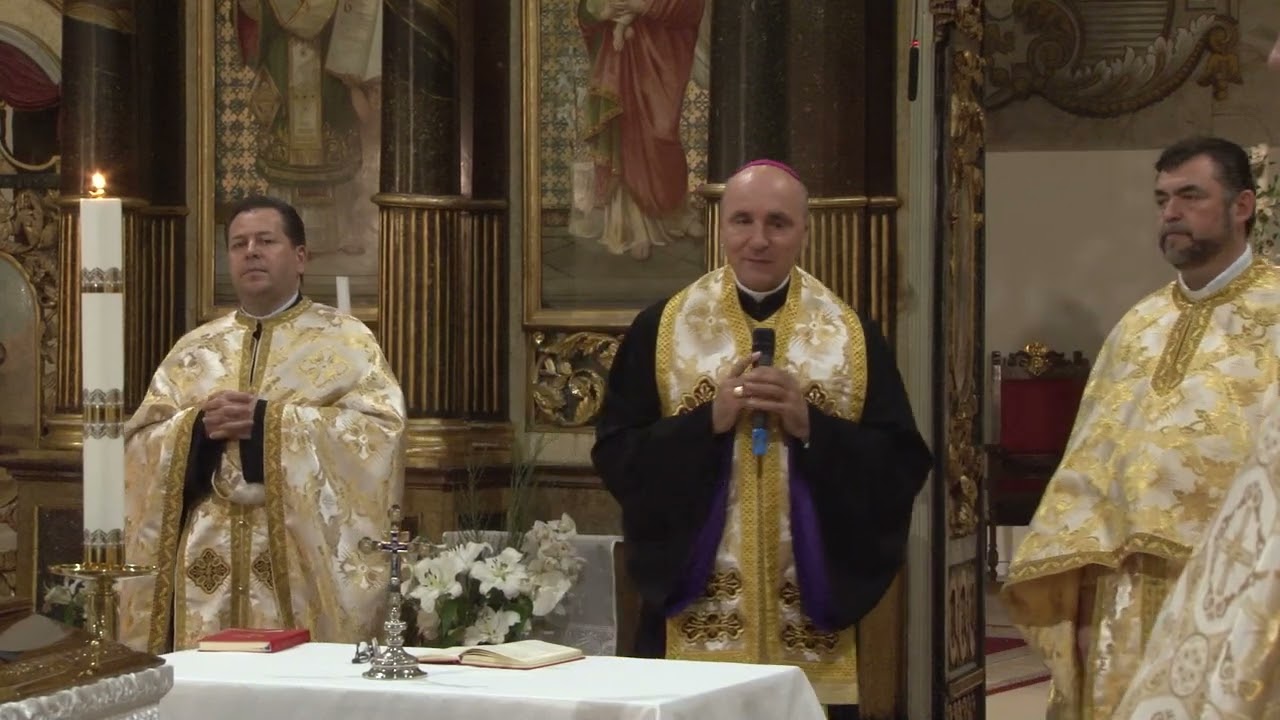 SLUJBA PARASTASULUI PENTRU VIRGINIA ZEANI - CATEDRALA GRECO-CATOLICA „SFANTUL NICOLAE” ORADEA