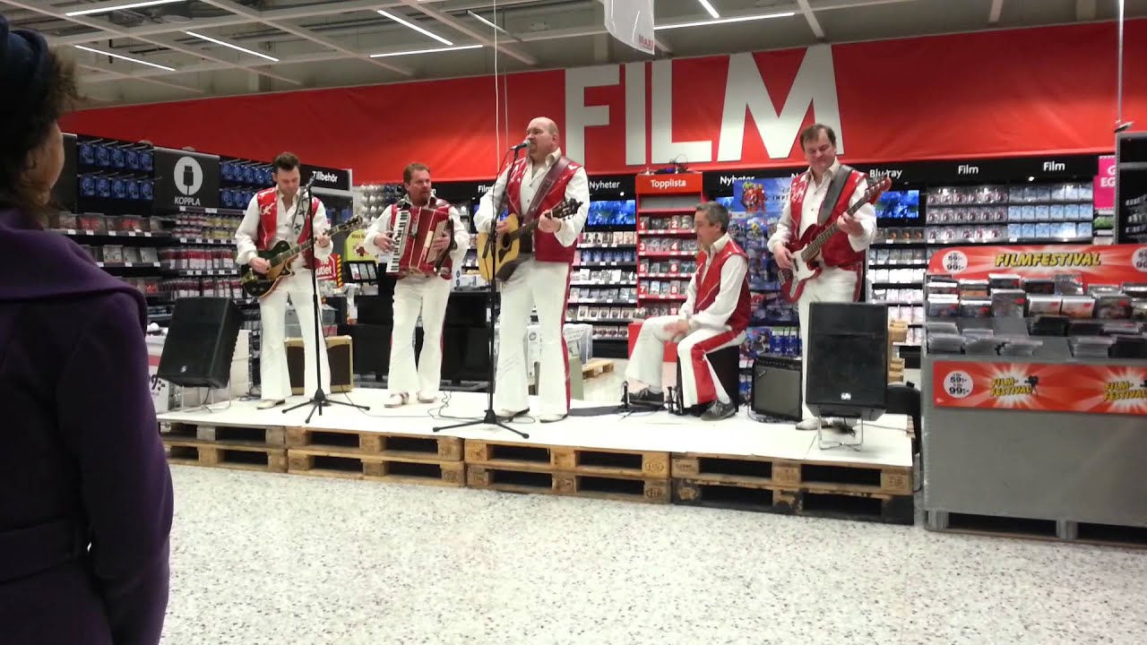 Larz Kristerz @ ICA Maxi Stenhagen, Uppsala 2014.11.15 kl 14:01:53