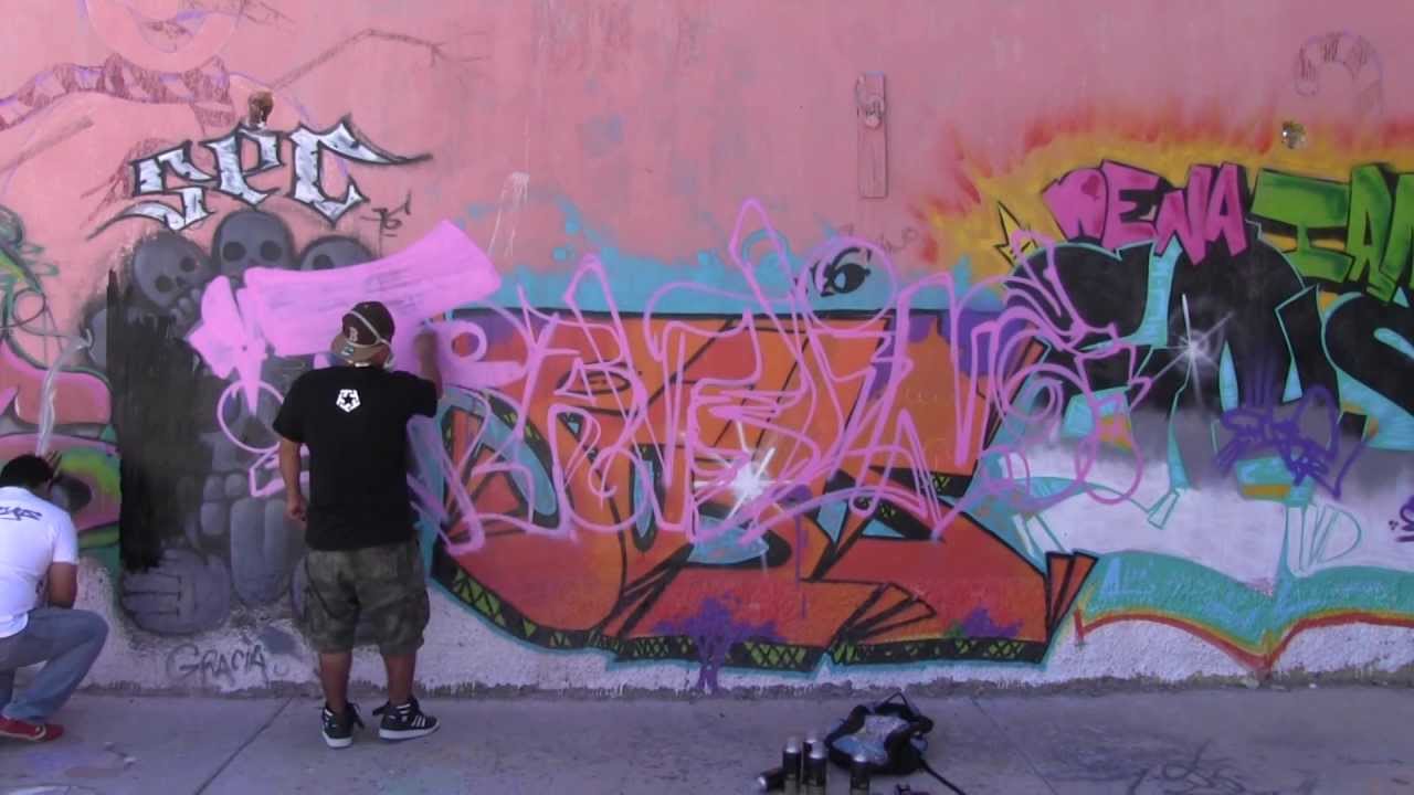 The Traveling Crafter - Official Trailer