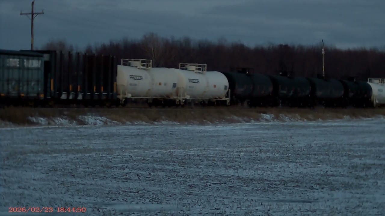 2/23/26 nb y112 lsrc 6435 running long hood forward mixed freight willard road