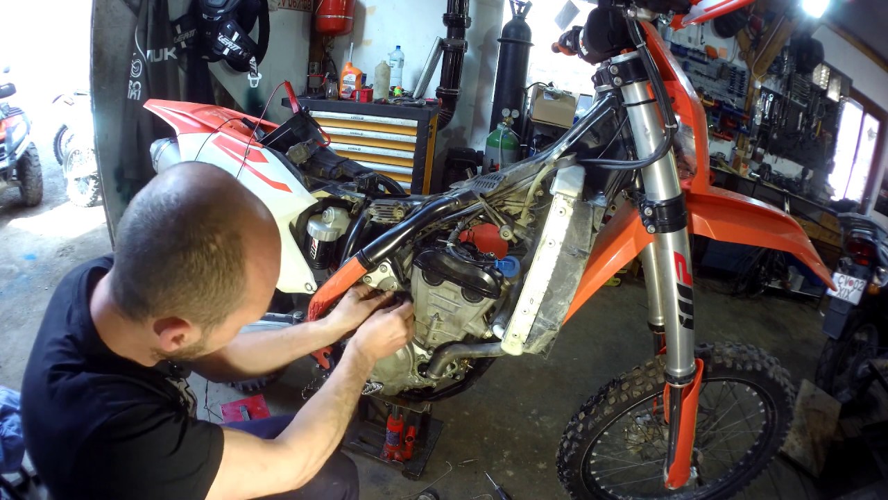 KTM sxf 250 ujra el,olajpompa teszt es inditas.