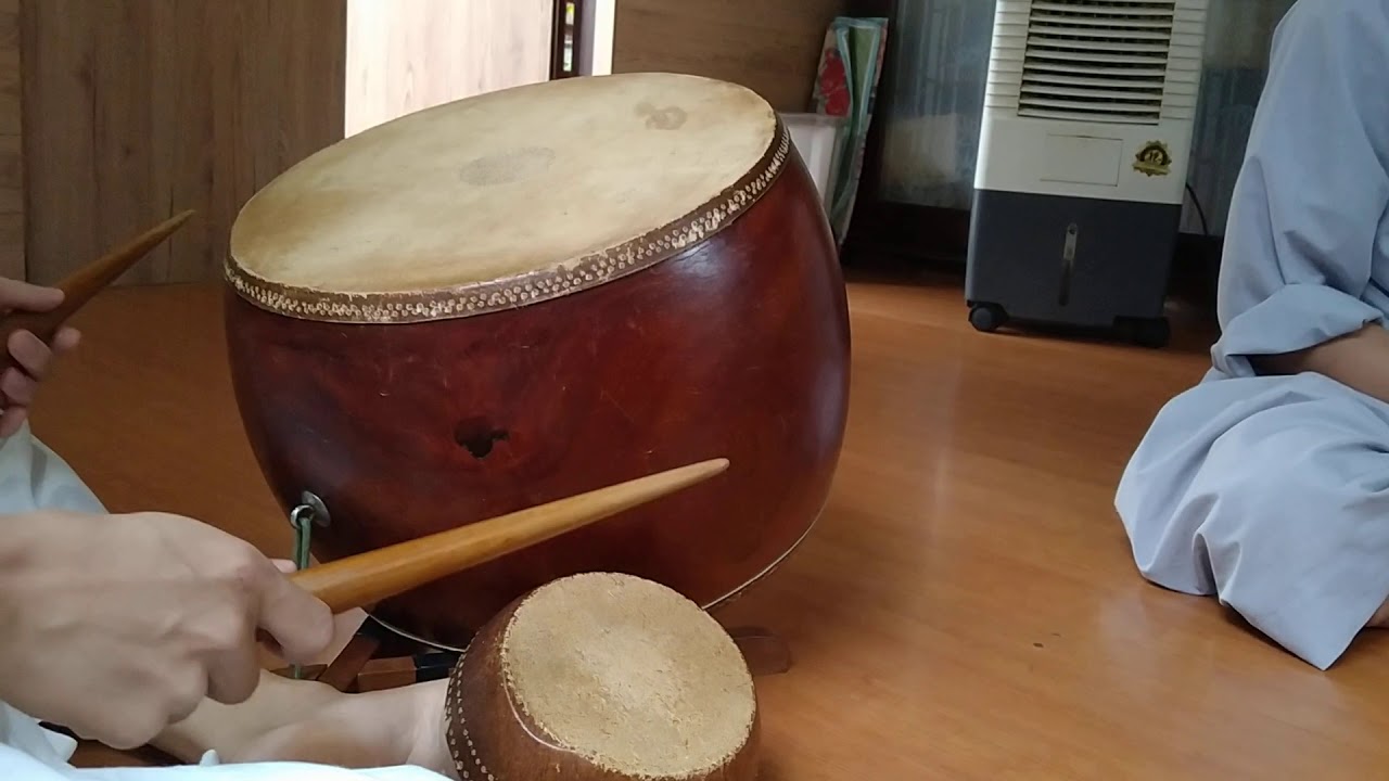 Tán Tam Bảo Từ Tôn