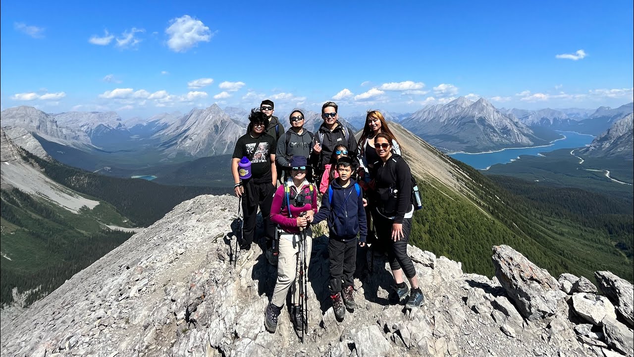 Tent Ridge Horseshoe Hike / July 31, 2023