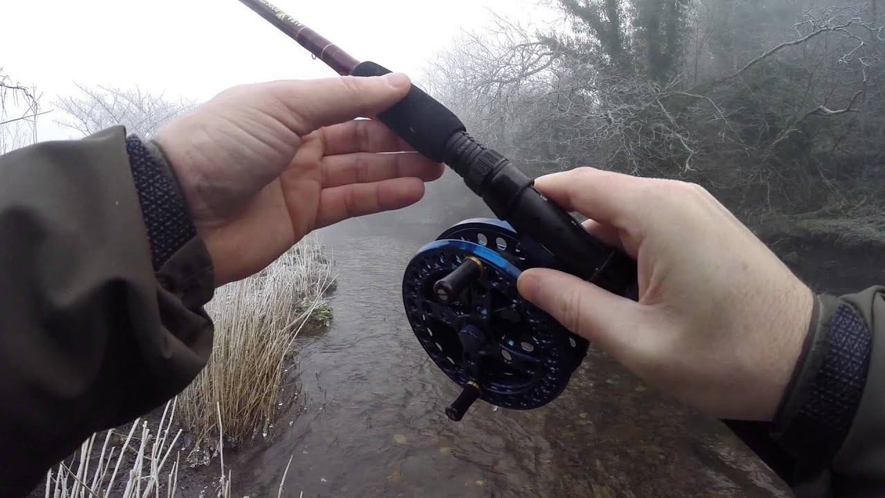 Grayling fishing with the centrepin on the River Gryffe scotland