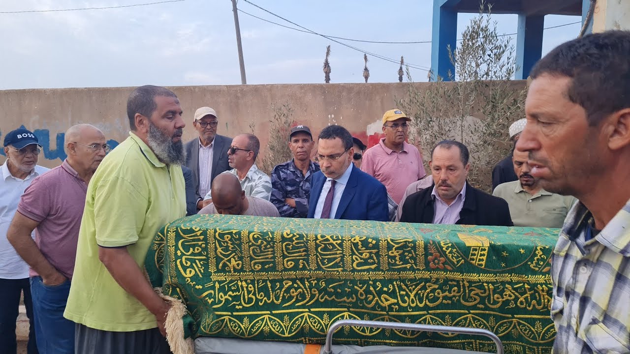 جنازة مهيبة للراحل محمد عبد الحق البرلماني السابق لحزب العدالة  بعد حادثة  الرموك  التي اودت بحيات_ه