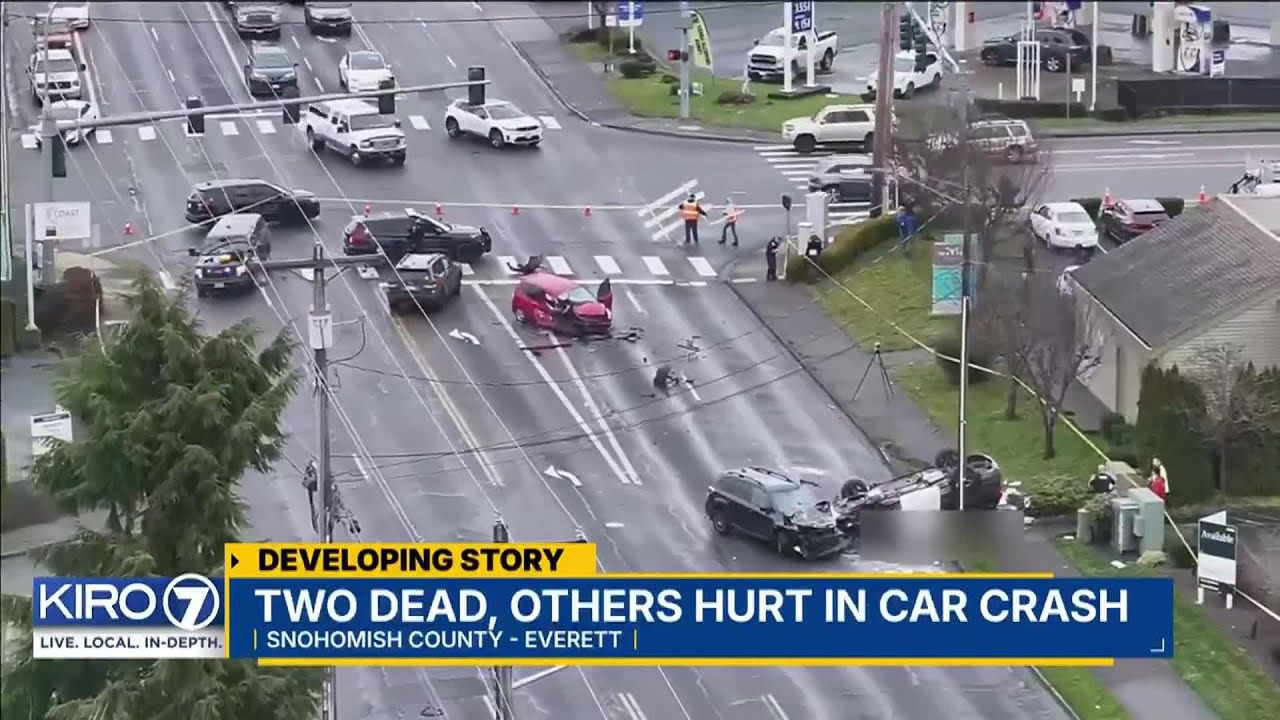 Two dead after car crash in Everett