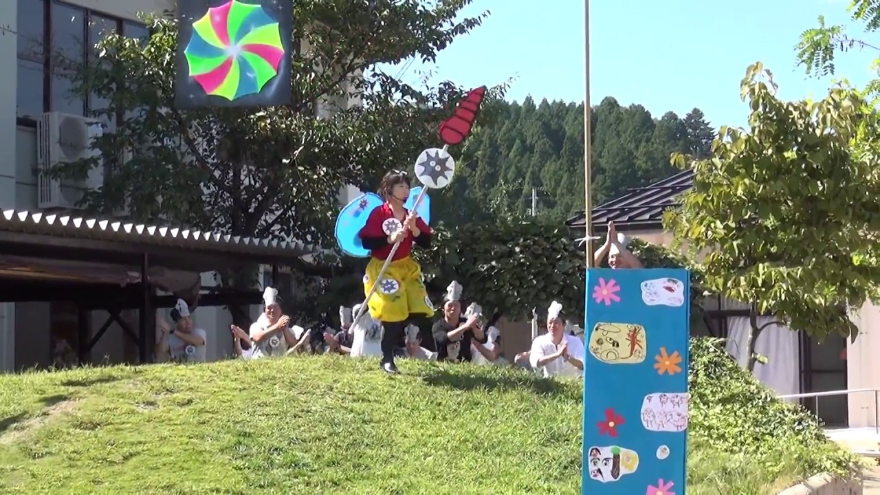 2017年度みかたの森こども園運動会　ジコーチュウと綱引き勝負！