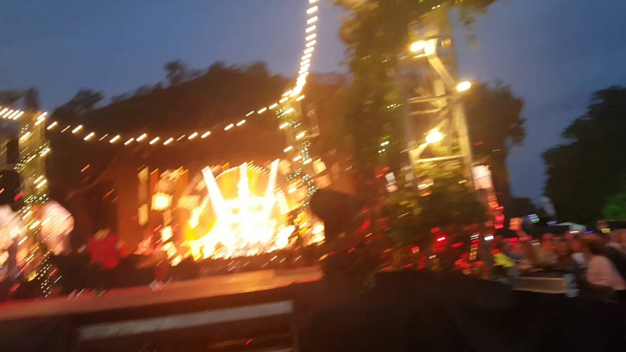 Take That ft Lulu - Relight My Fire - BST Festival Hyde Park 2016