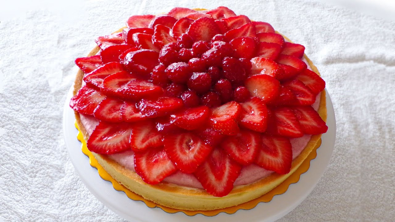 Recette de la Tarte aux fraises à la mousse de framboises
