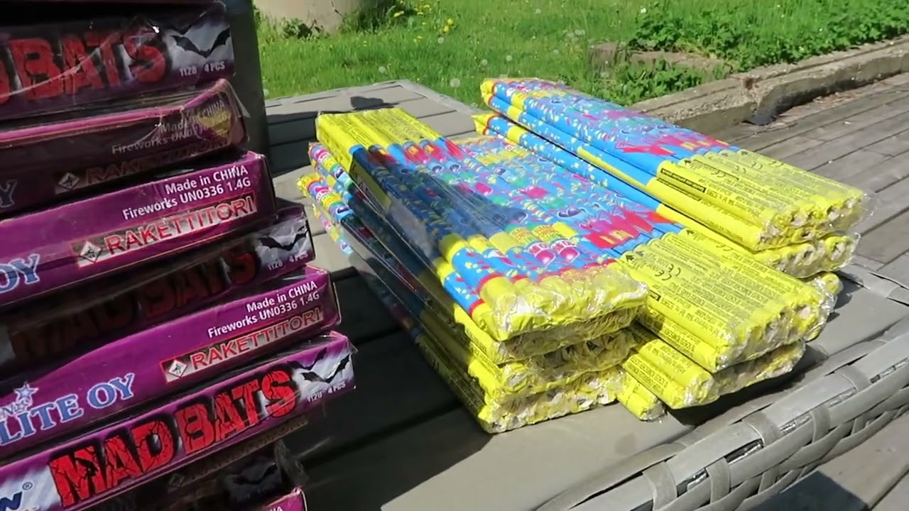Hämtat lite fyrverkerier från Linders/Vulcan