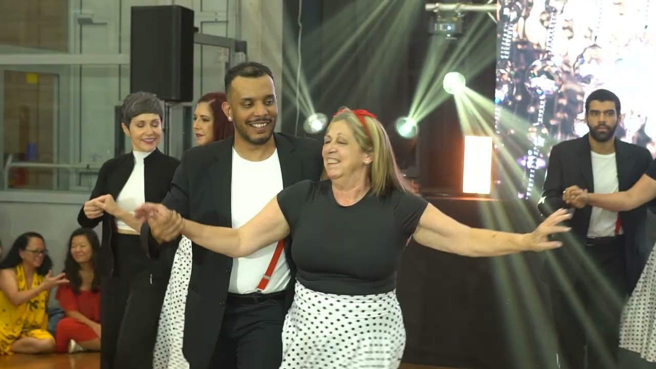 Dance4all - Espetáculo 2025 - 15 ANOS DA NOSSA HISTÓRIA - CAN'T TAKE MY EYES OF YOU
