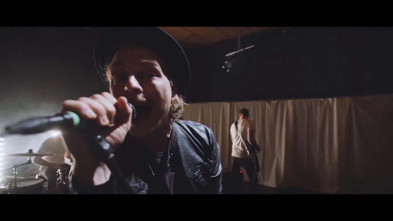 Ramon Miles - Silver Lining (Official Music Video)