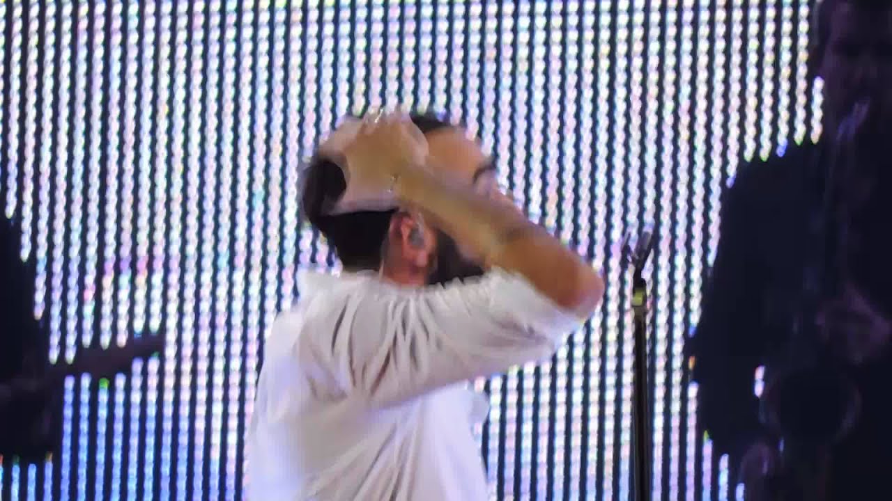 MARCO MENGONI-l'essenziale- live forum assago MILANO 7.5.2015